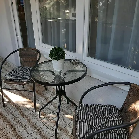 Nikolett Apartman Hajduszoboszlo Exterior photo