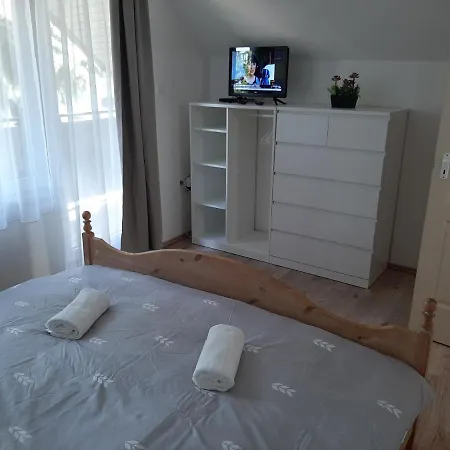 Nikolett Apartman Hajduszoboszlo Exterior photo